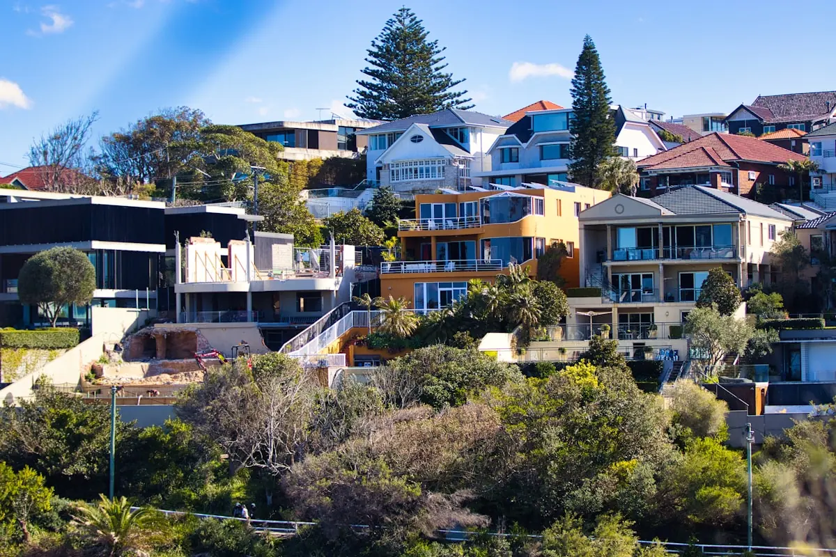 Houses stepping down to Sydney Harbour